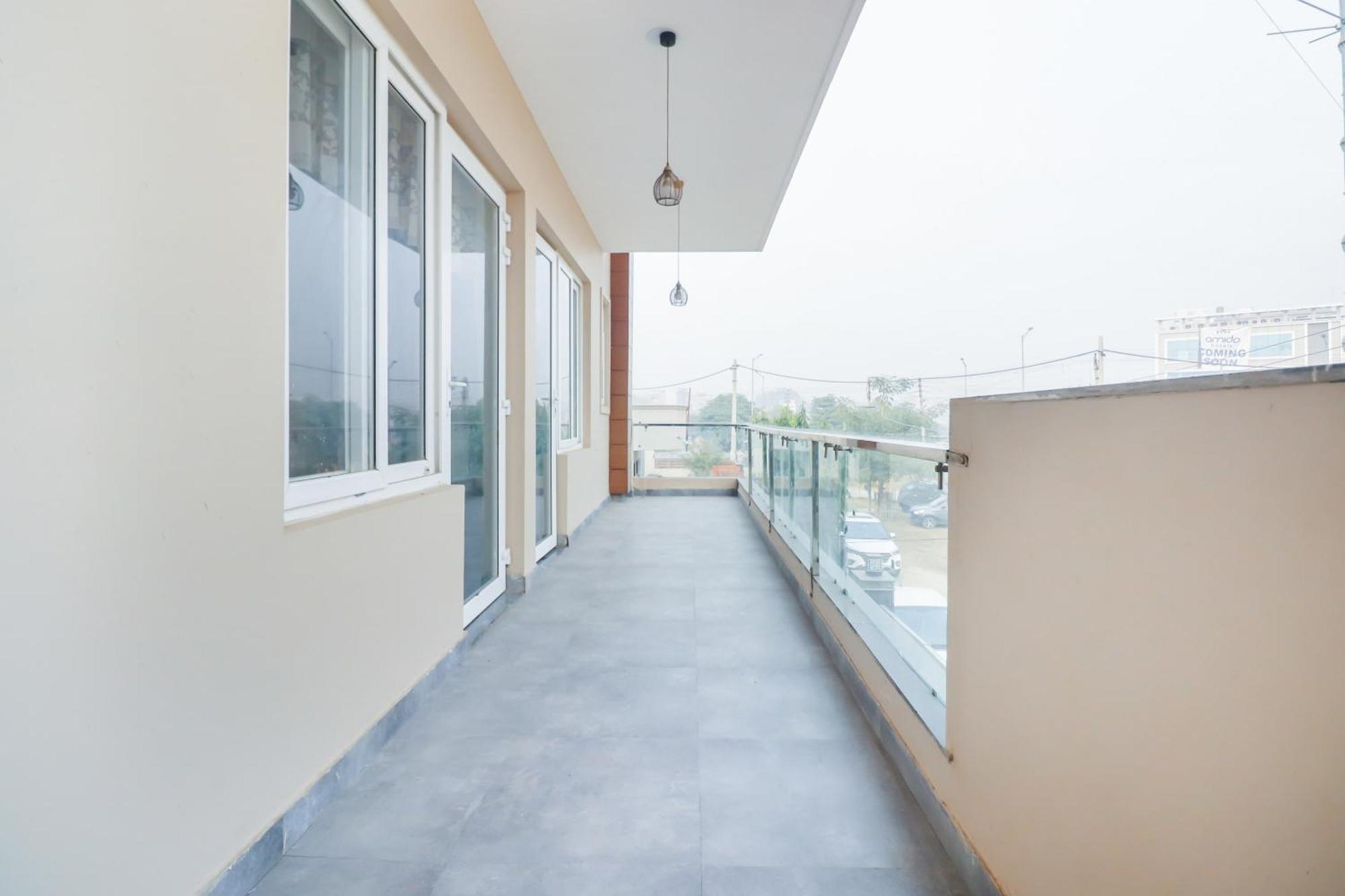 Collection O Green Leaf Residency Γκουργκάον Εξωτερικό φωτογραφία