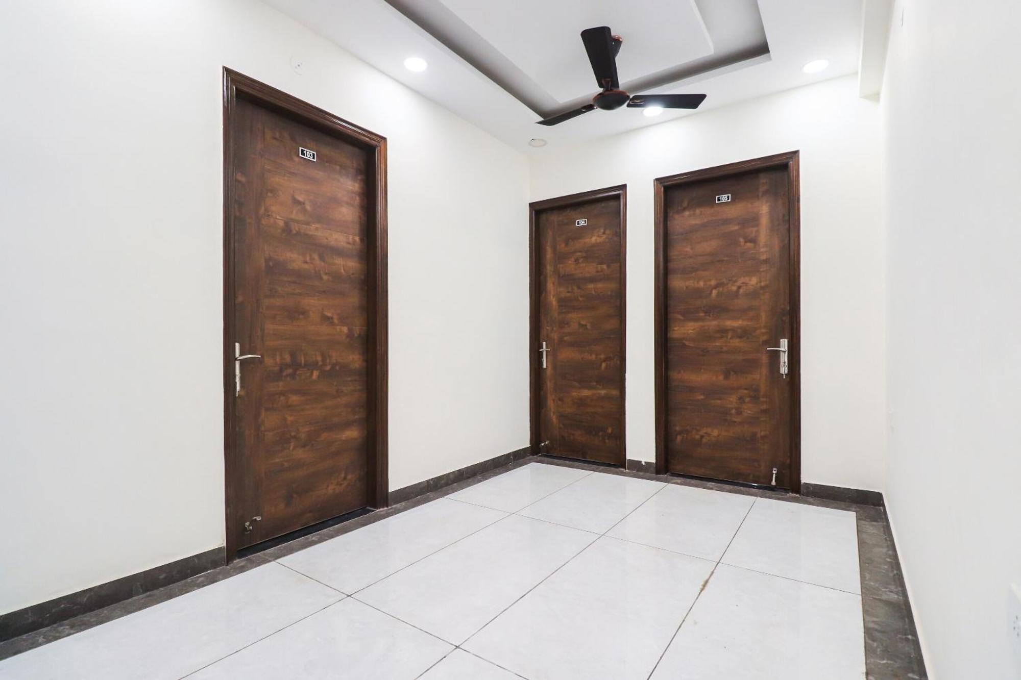 Collection O Green Leaf Residency Γκουργκάον Εξωτερικό φωτογραφία