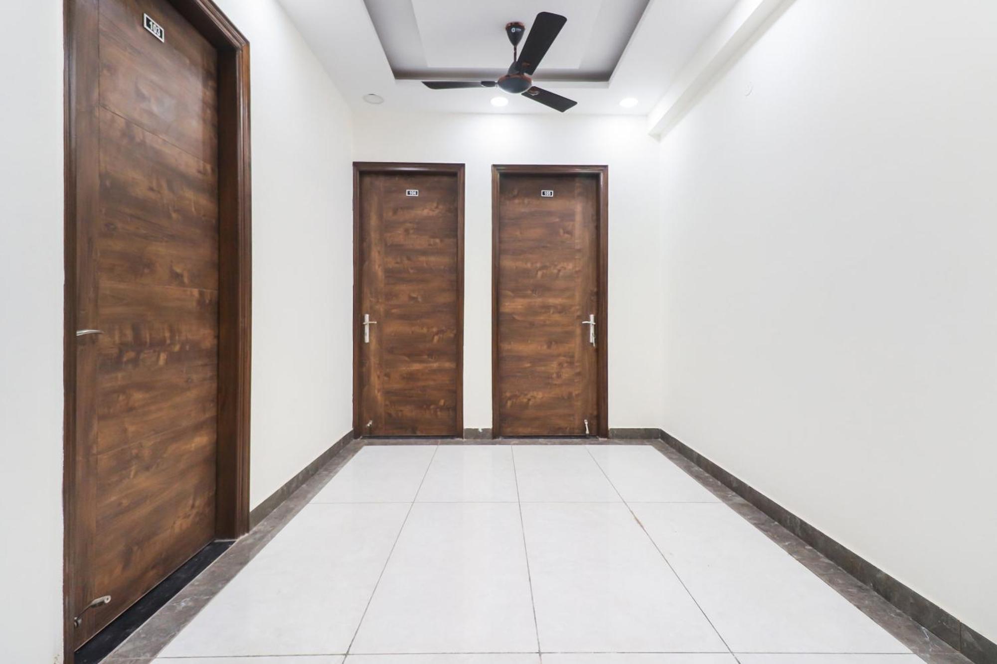 Collection O Green Leaf Residency Γκουργκάον Εξωτερικό φωτογραφία